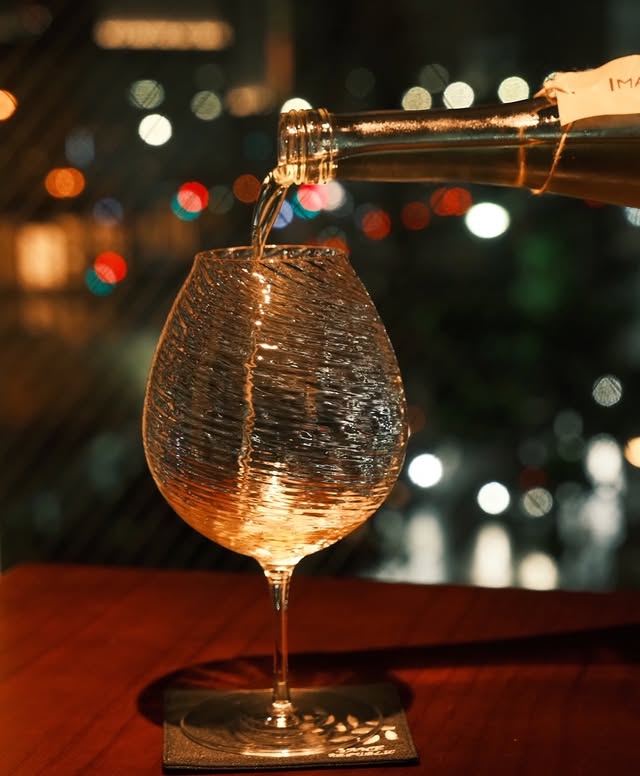 SAKE REPUBLIC Main Visual 2